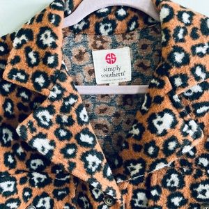 Simply Southern Shacket, size Large, animal print